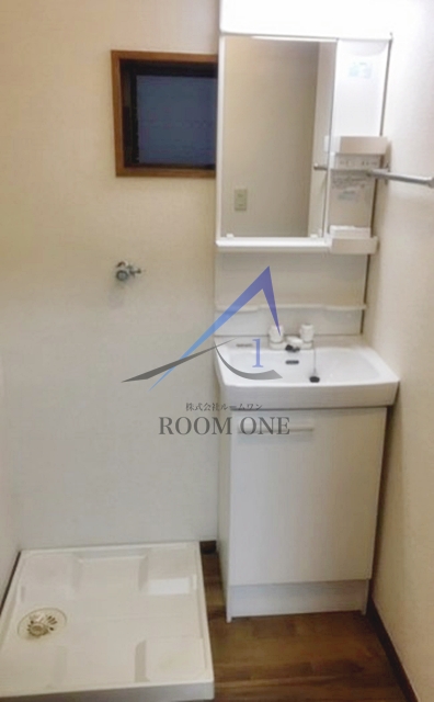 洗面設備　洗面台です。