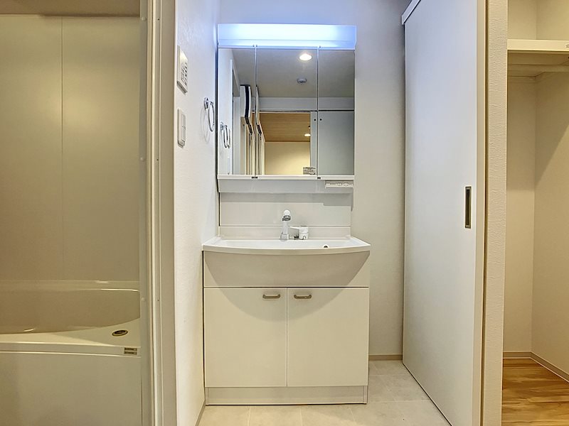 洗面設備　同建物、同間取り画像