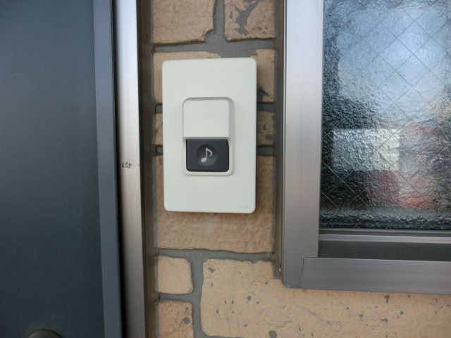 セキュリティ　訪問者をお知らせしてくれインターホン付きです