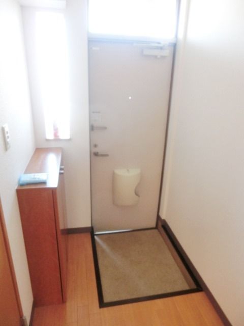 玄関　シューズボックス付きの玄関