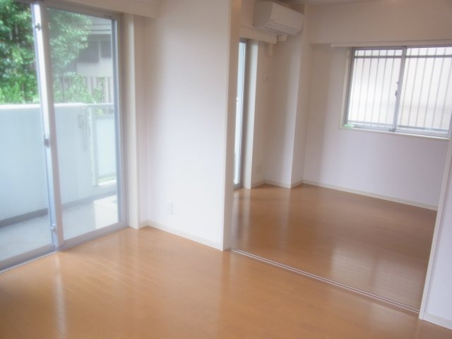 居室・リビング　※参考写真