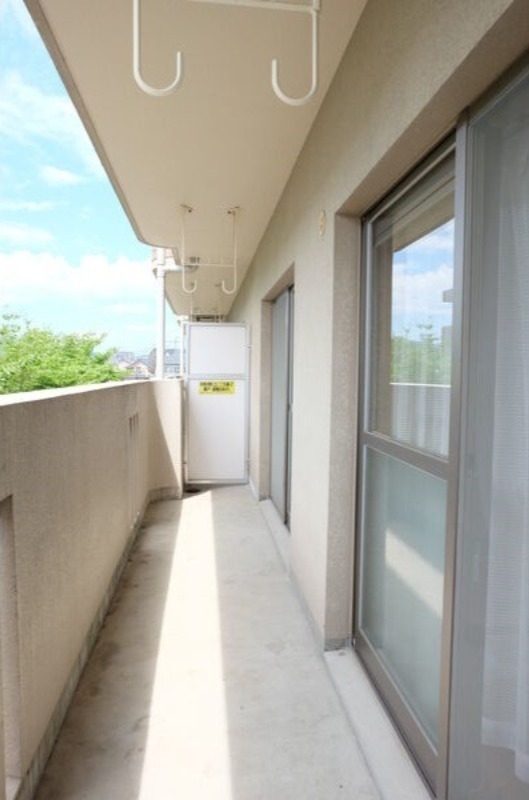 バルコニー　図面と現状に相違がある場合には現状を優先