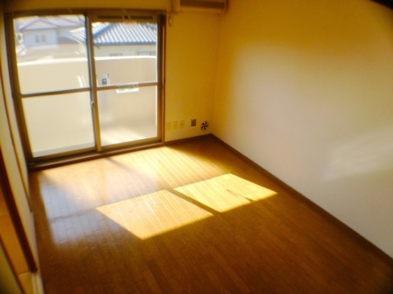 居室・リビング　図面と現状に相違がある場合には現状を優先