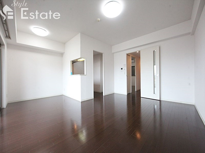 居室・リビング　内装