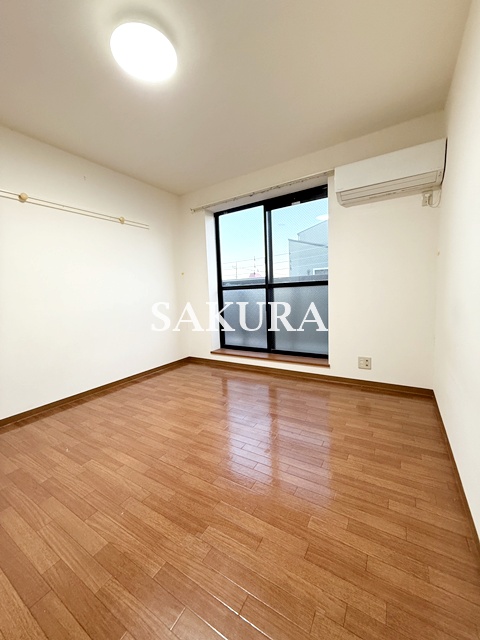 居室・リビング　開放感のある室内♪