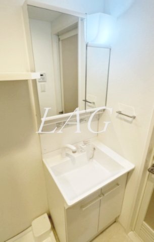 洗面設備　独立洗面台です。