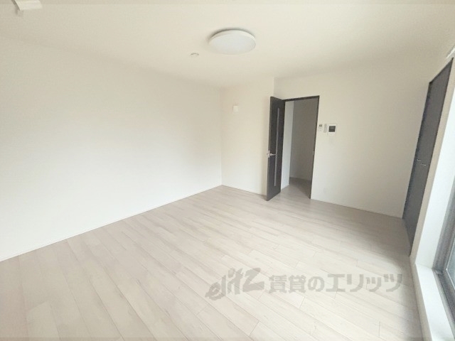 フジパレス尼崎立花1番館の居間写真