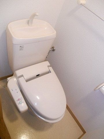 トイレ　★温水洗浄便座付きトイレ★