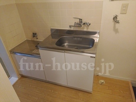 キッチン　ガスコンロ２口設置可能です！