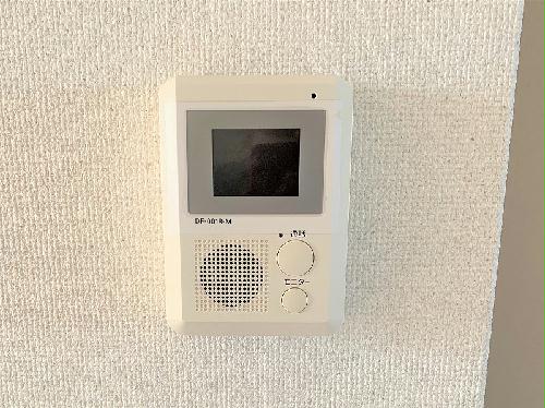 セキュリティ　TVモニター付インターホン。