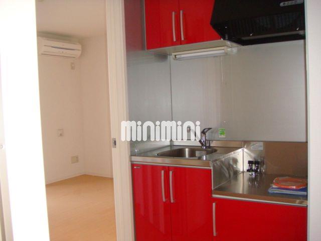 キッチン　２口ガスコンロ置けます。