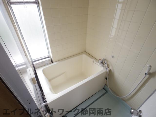 バス・シャワールーム　お風呂です