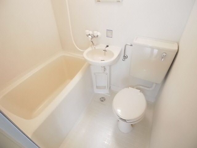 バス・シャワールーム　きれいなお風呂です