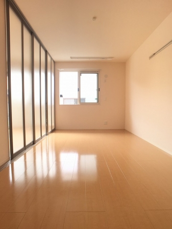 その他部屋・スペース　7.5帖の洋室です！寝室に最適のお部屋です！全室南向きです！