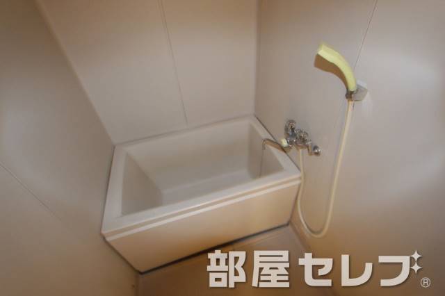 バス・シャワールーム　疲れを癒やしてください。