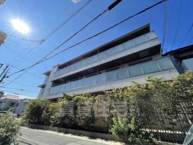 神戸市兵庫区上三条町のアパートの建物外観
