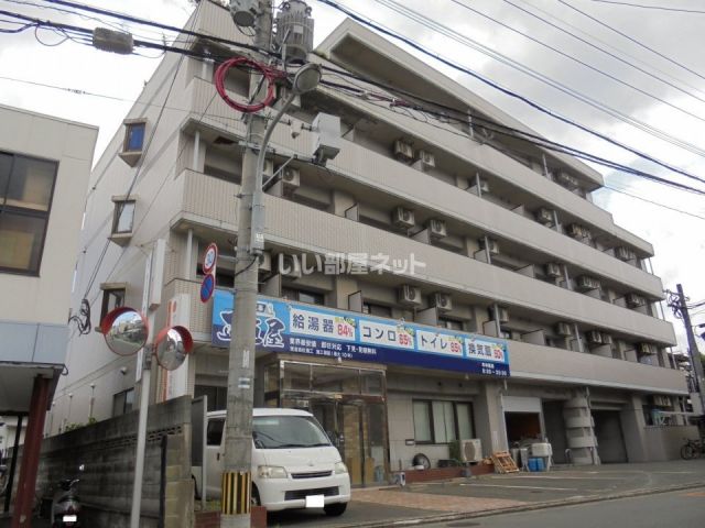 福岡市城南区長尾のマンションの建物外観