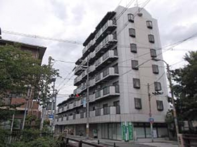 大阪市東住吉区西今川のマンションの建物外観