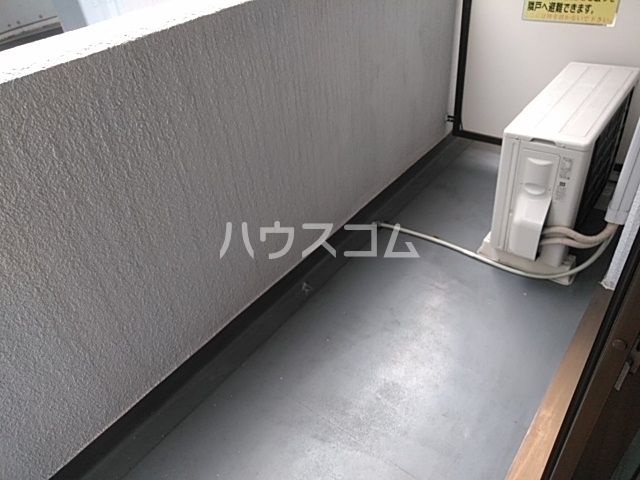 【名古屋市中村区畑江通のマンションのバルコニー】