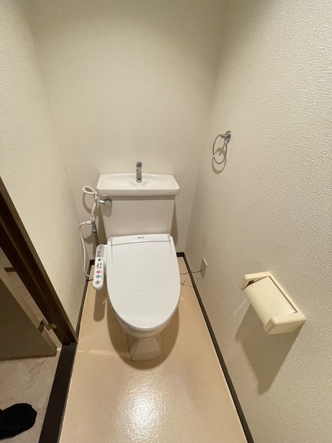 トイレ　シャワートイレ