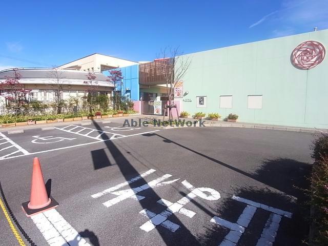 【安八郡神戸町大字川西のアパートの幼稚園・保育園】