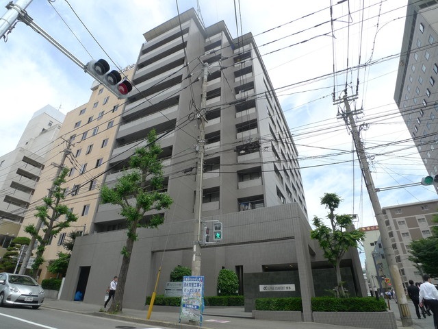 【アルファコンフォート博多の建物外観】