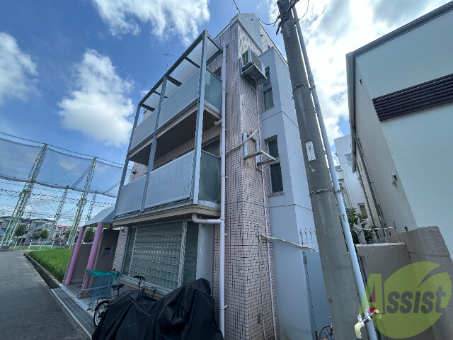 尼崎市武庫之荘本町のマンションの建物外観