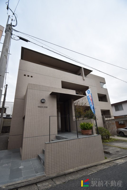 福岡市城南区松山のマンションの建物外観