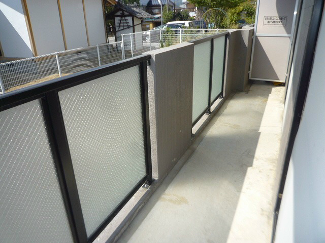 バルコニー　広々ワイドバルコニー！
