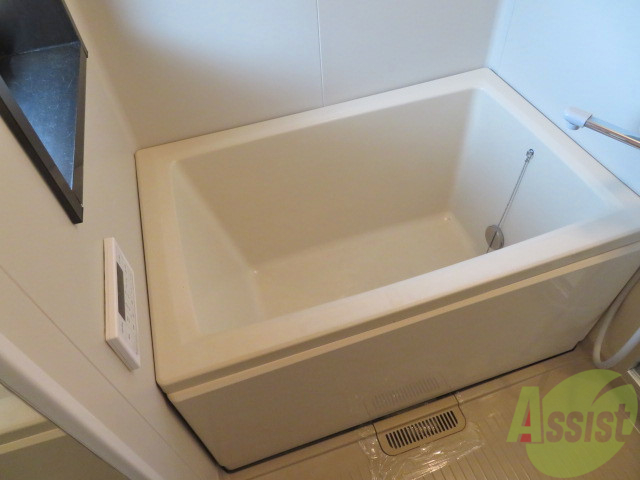 バス・シャワールーム　疲れた時はゆっくり湯船につかってみてはいかがでしょうか。