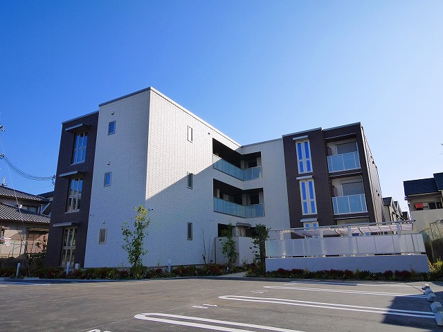 建物外観　キレイな外観です。