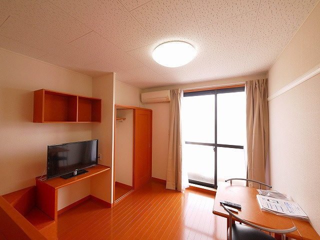 居室・リビング　使い勝手のいい洋室です