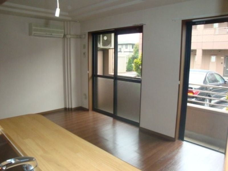 居室・リビング　図面と現状に相違がある場合には現状を優先