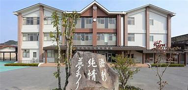 中学校　北条中学校（中学校）まで786m
