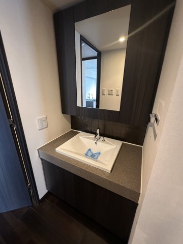 洗面設備　忙しい朝には欠かせない洗面所です