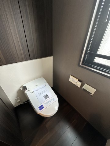 トイレ　コンパクトで使いやすいトイレです