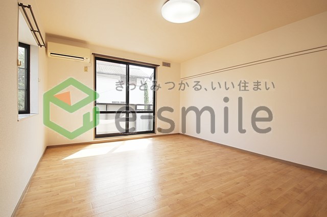 居室・リビング　居間です