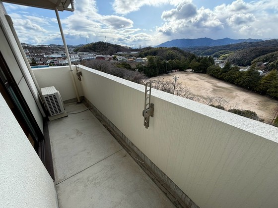 バルコニー　※別部屋の写真です