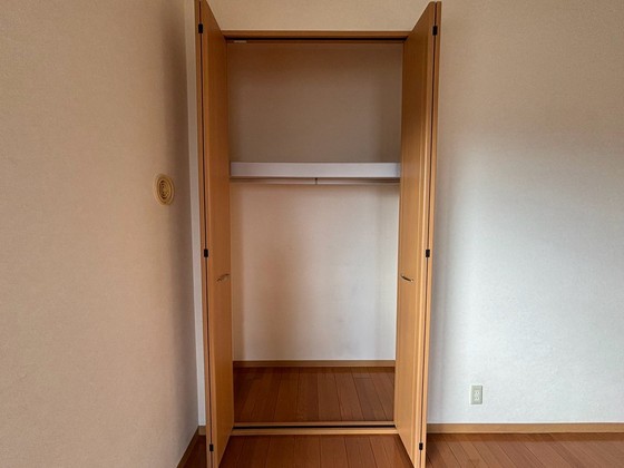 収納　※別部屋の写真です