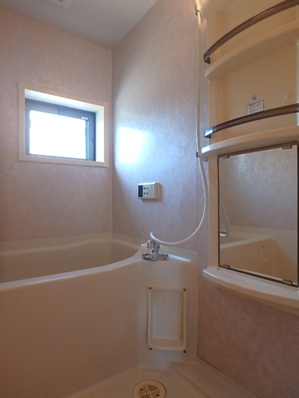 バス・シャワールーム　図面と現状に相違がある場合には現状を優先