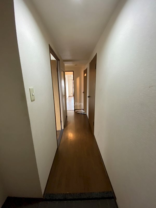 玄関　別部屋のお写真です。ご参考までに！