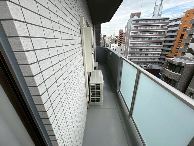 バルコニー　お洗濯にも便利なバルコニー付き