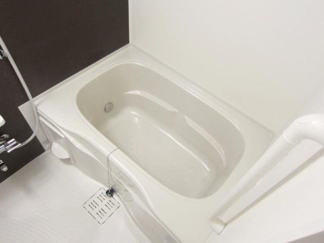 バス・シャワールーム　★お風呂でのんびりできますね★