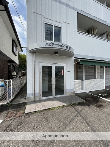 エントランス　駐車場