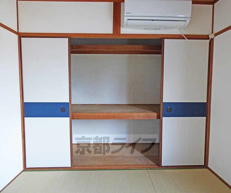 収納　広々とした収納です。