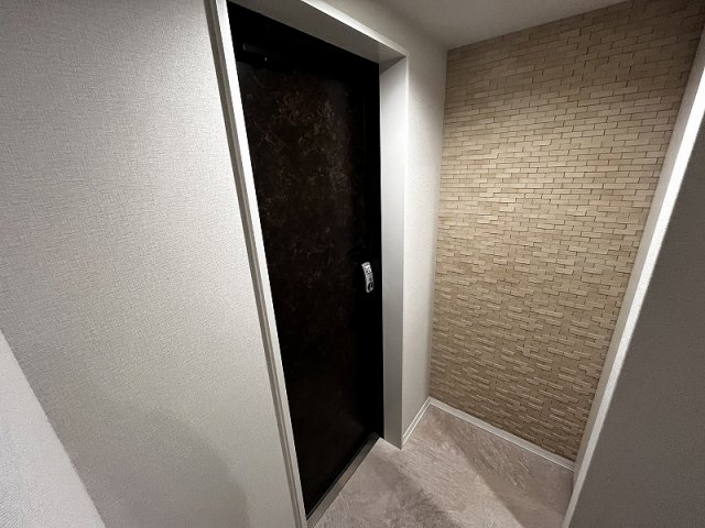 玄関　※建築中写真