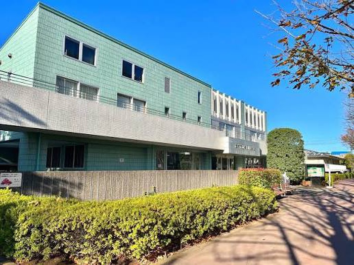 役所　柳瀬川図書館（役所）まで750m