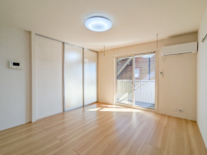 居室・リビング　図面と現状に相違がある場合には現状を優先