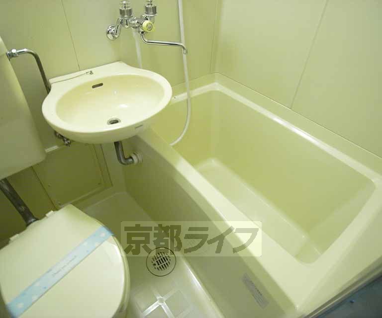 バス・シャワールーム　バスです。