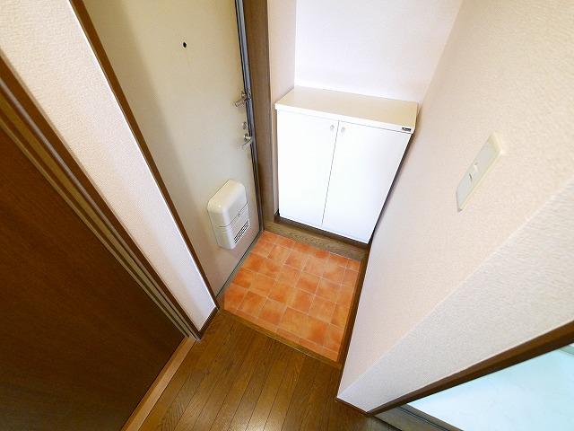 玄関　シンプルで使いやすい玄関です